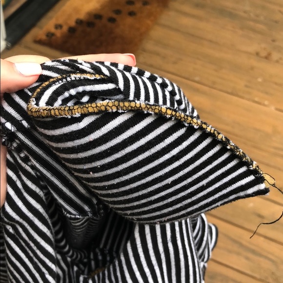 Vintage Calabasas California B&W Striped Crop Top - Picture 7 of 8